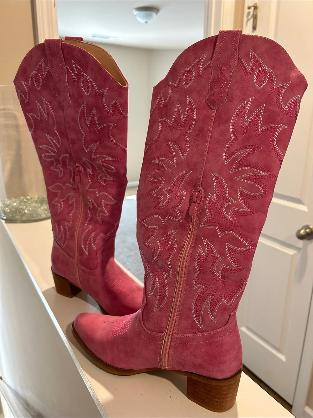 N/A stylish pink